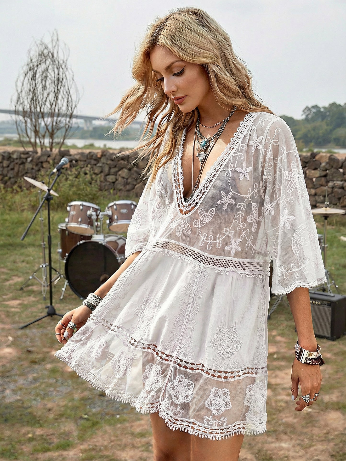 Women's Elegant V Neck Lace Blouse, 3/4 Sleeve Sheer Mesh Top, Casual Versatile for Daily Street Beach Vacation Party Wear 1662